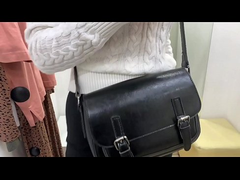 ❤️ Masturbarea în public a tinerei târfe FeralBerry cu un dildo în cabina de probă ❤️❌  at ro.xxxwownet.ru ❌